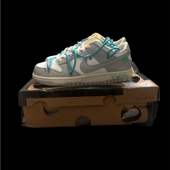 lot 2 off white dunks